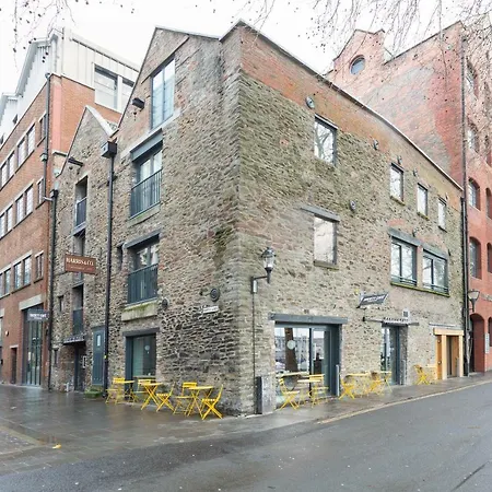Harbourside Apt-alexander May Bristol